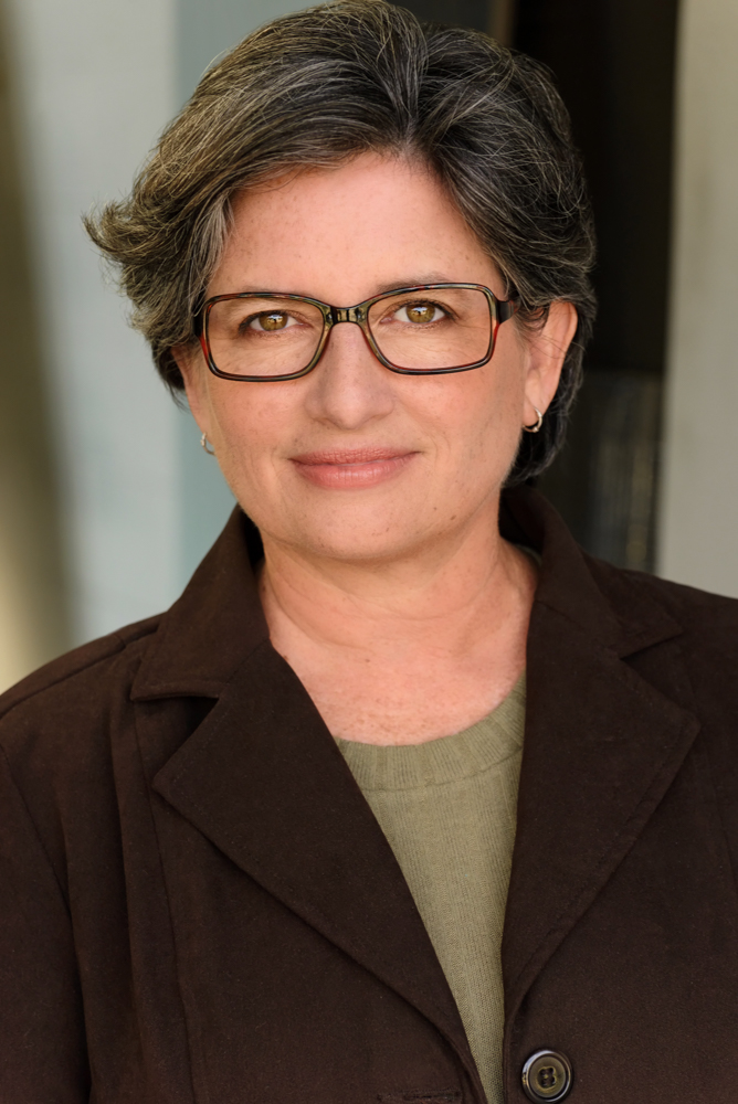Susi's headshot